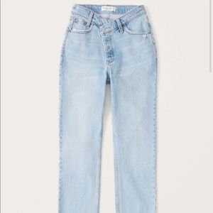 Abercrombie criss cross Curve Love High Rise Dad Jeans